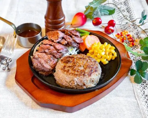 No.6 黒毛和牛バーグ200g×ハラミ80g