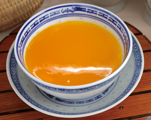 中国ラーメン揚州商人 マンゴー杏仁プリン Mango Almond Pudding