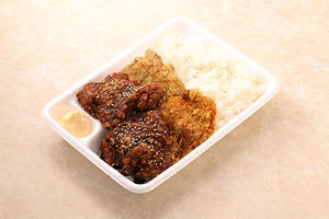 特大唐揚げ弁当 あいもり4個(旨ダレ2個+醤油1個+旨塩1個)