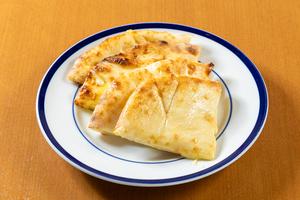 チーズナン