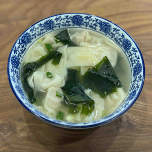 豚肉ワンタン