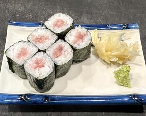 ネギトロ巻き Minced tuna sushi roll