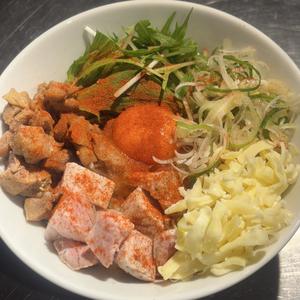 鶏まぜそばRED チーズ乗せ