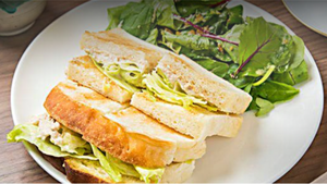 ツナトーストサンド Toasted Tuna Sandwich