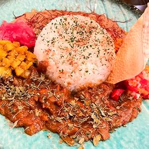 バターチキンカレー&アサリと豆乳の和出汁カレーのあいがけ