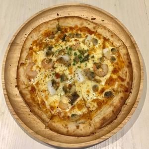 シーフードピザ Seafood Pizza