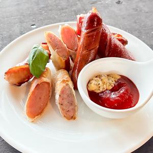 ソーセージ盛り合わせ
