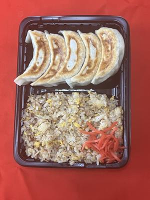 チャーハン餃子弁当