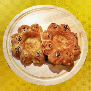 ヒマワリ型のパン Sunflower-form Bread