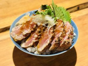 本鮪赤身レアステーキ丼