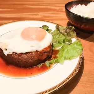目玉焼きハンバーグ弁当