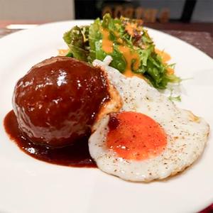 目玉焼きハンバーグ弁当