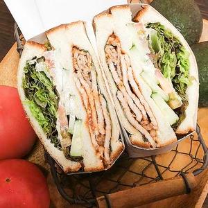 ポークチャップサンド Ketchup Pork Sandwich
