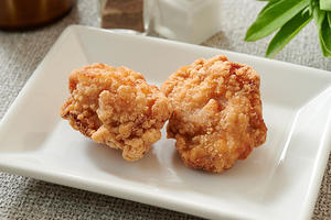鶏のからあげ (2個)