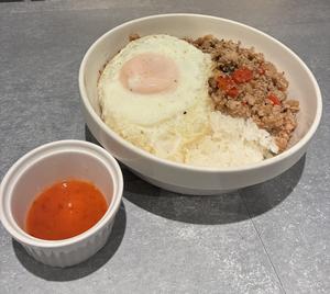 ハバネロガパオライス