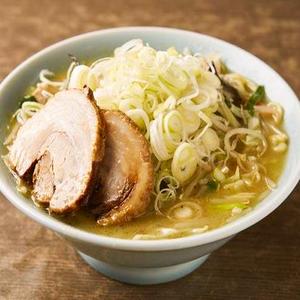 極太濃厚 「ネギ盛り焼豚」タンメン