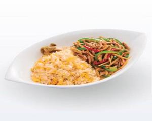 炒飯プレート(チンジャオ＆玉子炒飯)Fried rice plate (Chinjao ＆ egg fried rice)