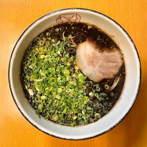 黒博多万能ネギラーメン