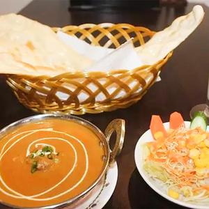 【人気No.2】 カレーナンセットCurry Nan set