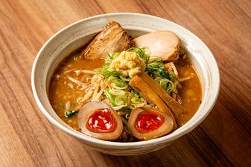 煮卵濃厚味噌らぁ麺