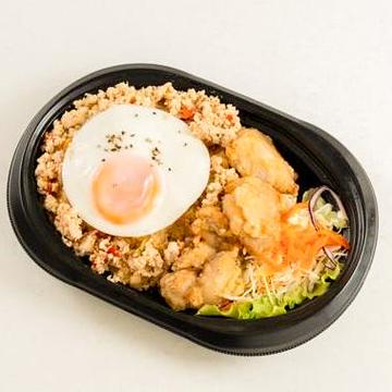 唐揚げガパオライス