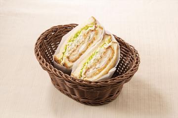 タルタルフィッシュサンド