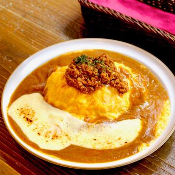 旨辛オムライス(カレー)