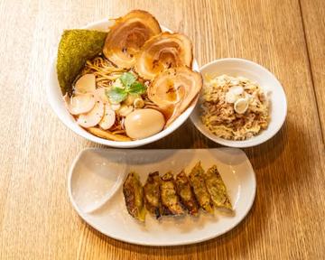 特製醤油らぁ麺 満腹セット