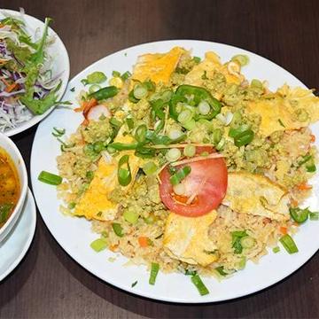 エッグ・キーマピラフセット EGG OR KEEMA FICED RICE SET