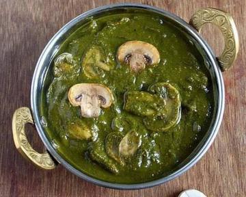ほうれん草マッシュルームカレー Sag Mushroom Curry