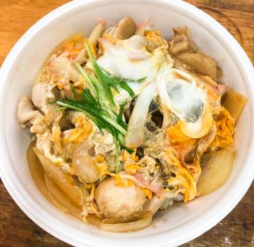親子丼(みそ汁付き)