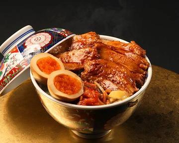 とろける角煮丼 【煮卵ダブル】 Tender Braised Pork Belly Rice Bowl [Double Ramen Egg]