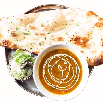 ガーリックナンセット(サラダ付)GarlicNanSet(Curry GarlicNan Salad)