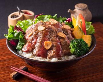 ブラックアンガス CAB サーロインステーキ丼