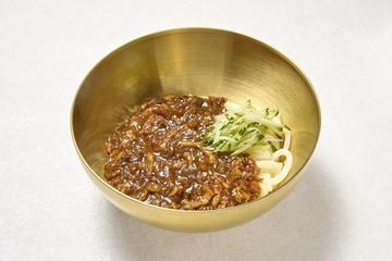 ジャジャ麺
