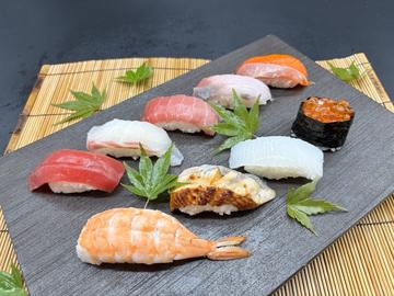 寿司盛合せ(上)1人前 Assorted sushi (premium) for 1 person