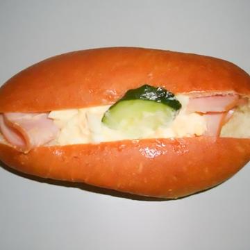 ふんわり玉子とハムのロールサンド【menu限定】
