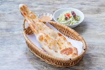 ナン+サラダセット