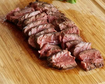 めっっっちゃ肉～♪「牛さがりステーキ」 very meaty！「Beef Steak」