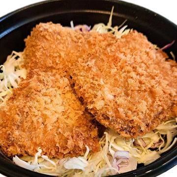 マグロカツ丼