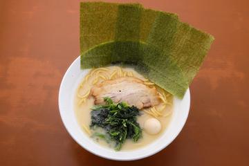 豚骨塩ラーメン(大)麺225g(ゆで前)