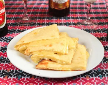チーズナン/.Cheese Naan