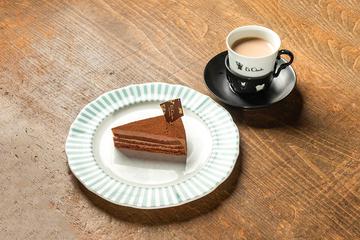 ケーキ+チョコドリンク