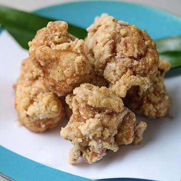 唐揚げ屋の本気のもも唐揚げ(200g)