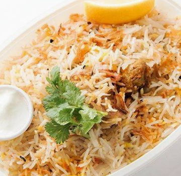 ハイデラバディ チキン ビリヤニ(ライタつき) Hyderabadi Chicken Biryani(with Raita)