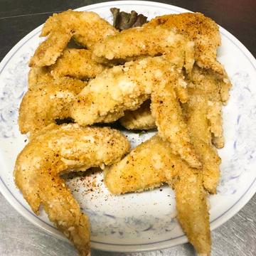 鳥の手羽先からあげ(3本)