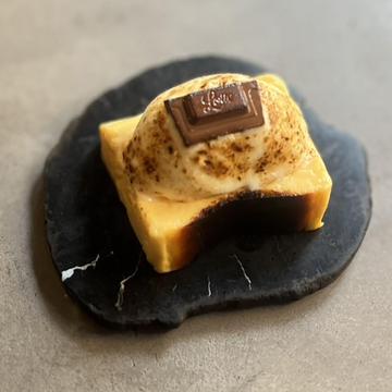 チーズケーキ