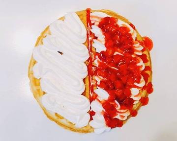 ストロベリー＆ストロベリーソース＆ミルククリーム Strawberry ＆ Strawberry sauce ＆ Milk cream