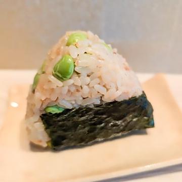 おにぎり(枝豆)