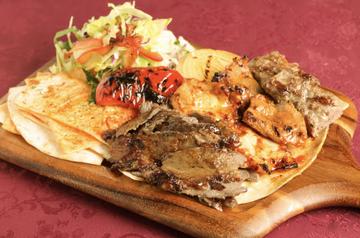 4種のケバブ盛り合わせ 4type Mixed Kebab